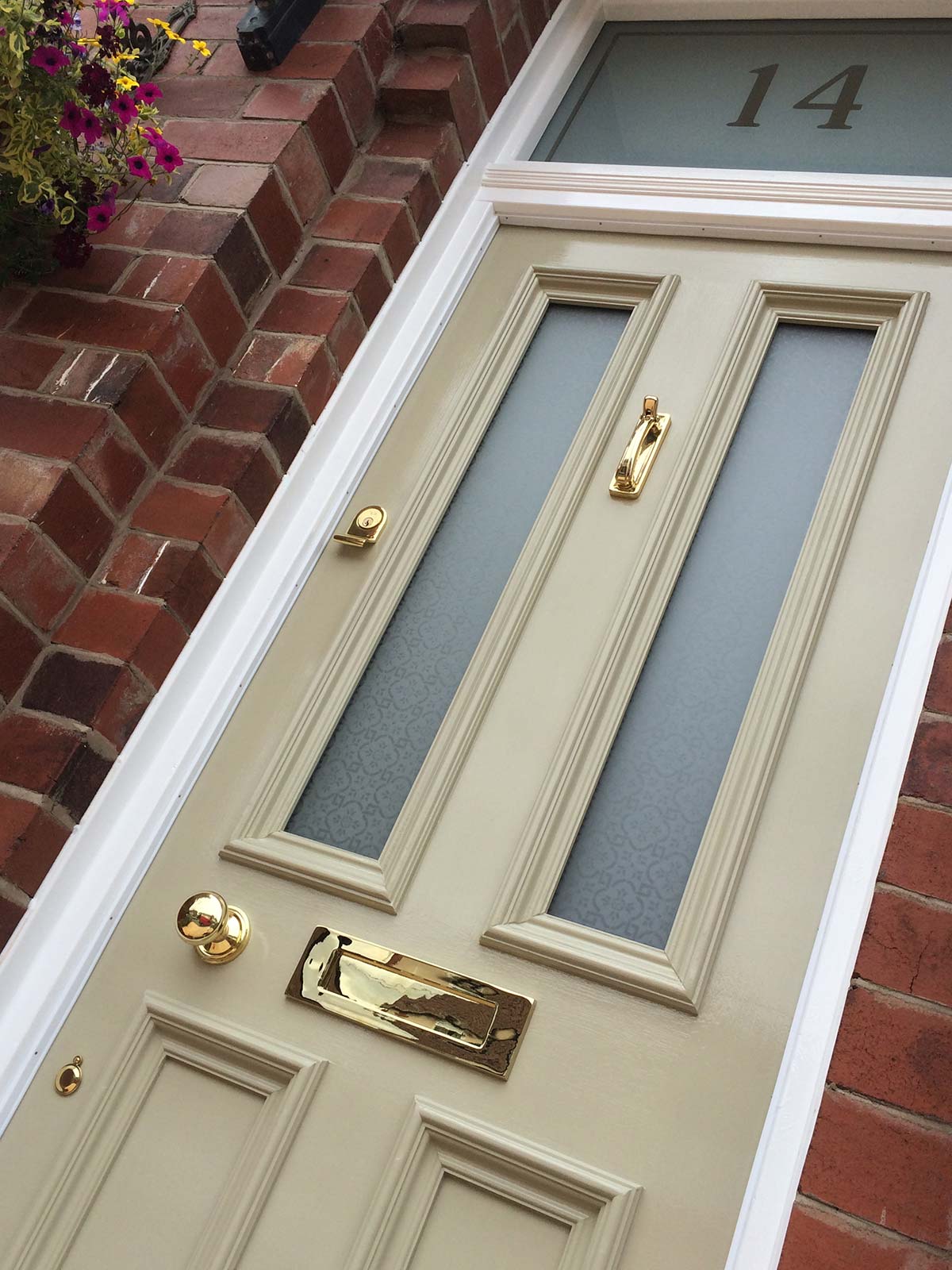 Grand Victorian with etched glass