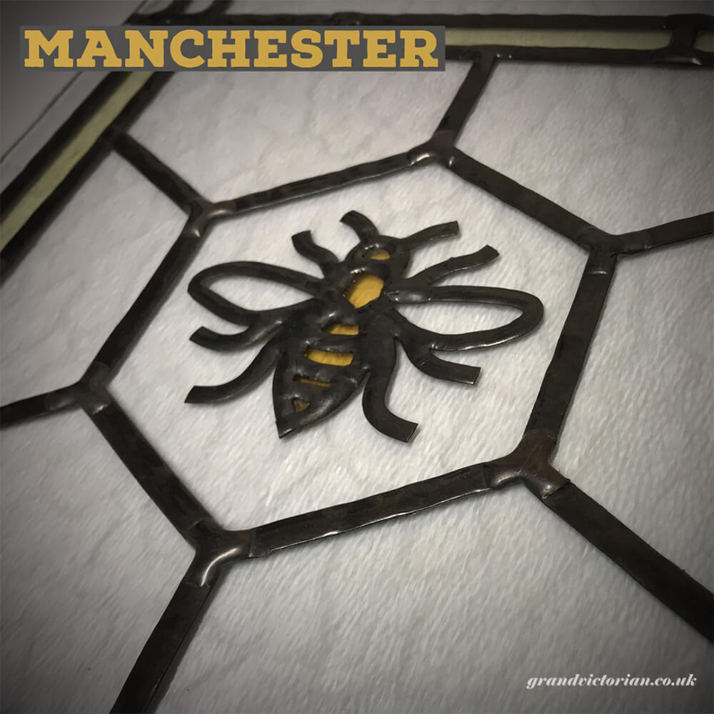 Manchester Bee Leaded Glass Manchester Bee Leaded Glass
