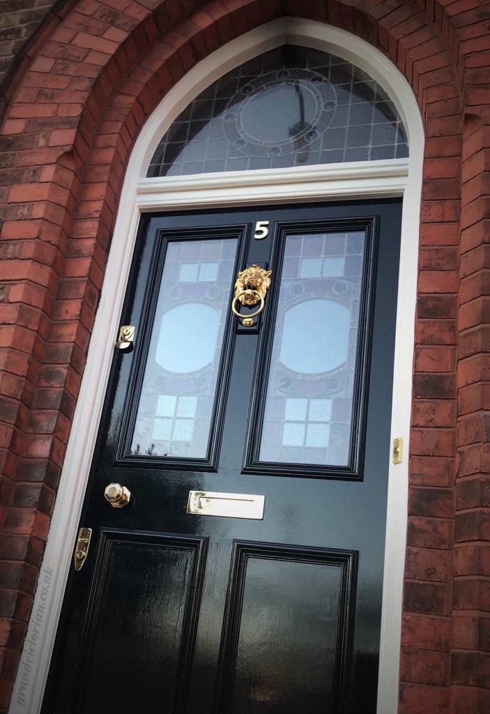 Alexandra's new Victorian front door in Waterloo 5-L22-1RR